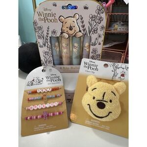 Disney Winnie the Pooh 4 Pc Lip Balm Set‎ BFF Bracelets Claw Clip Kids Gift Set